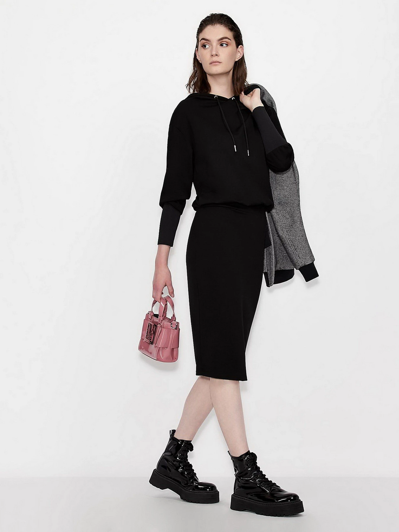 Платья Armani Exchange модель 6KYAAB-YJ7RZ-1200 Платья Armani Exchange модель 6KYAAB-YJ7RZ-1200 Фото