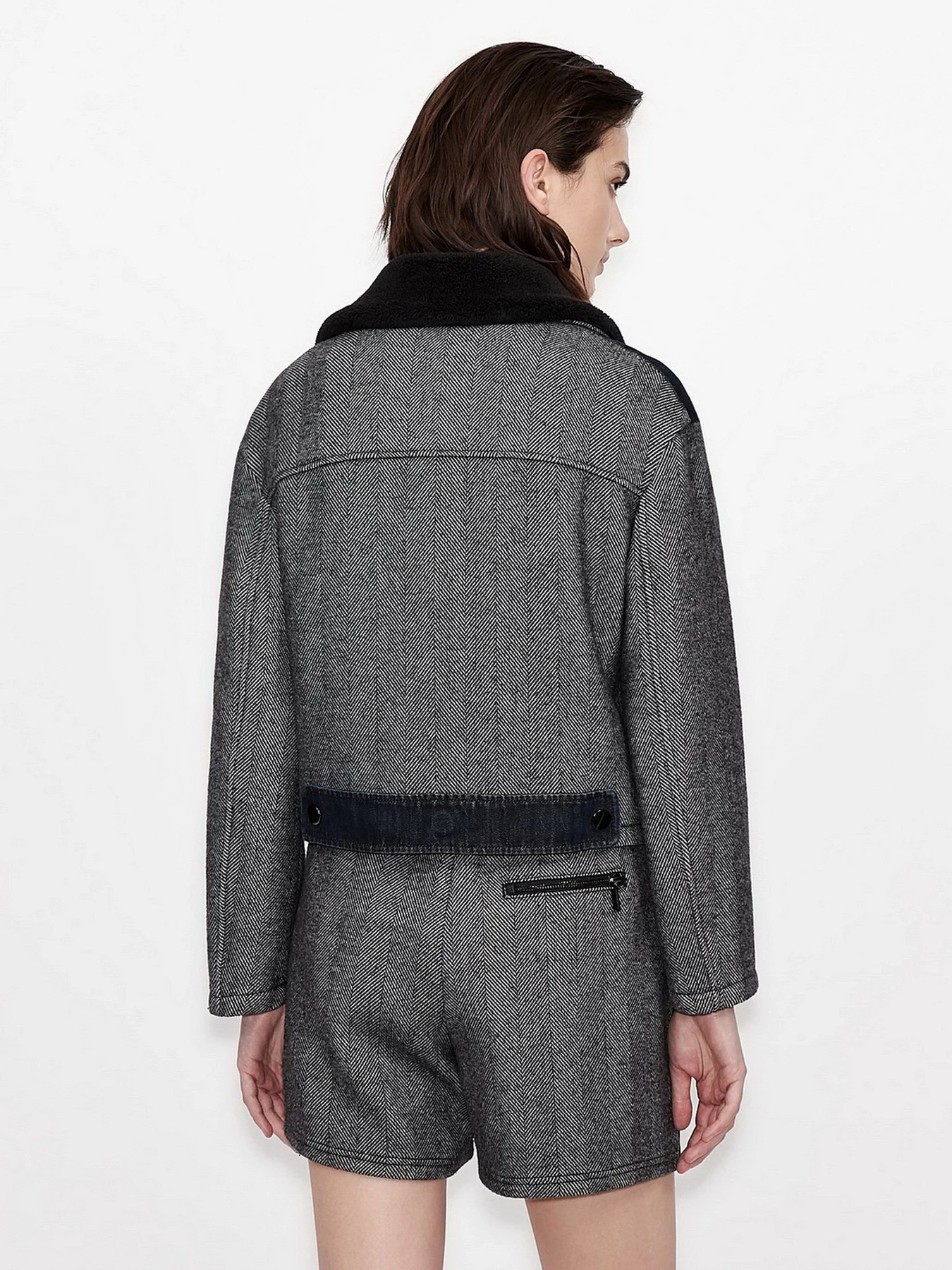 Куртки и дубленки Armani Exchange модель 6KYB33-Y1EBZ-1500 Куртки и дубленки Armani Exchange модель 6KYB33-Y1EBZ-1500 Фото