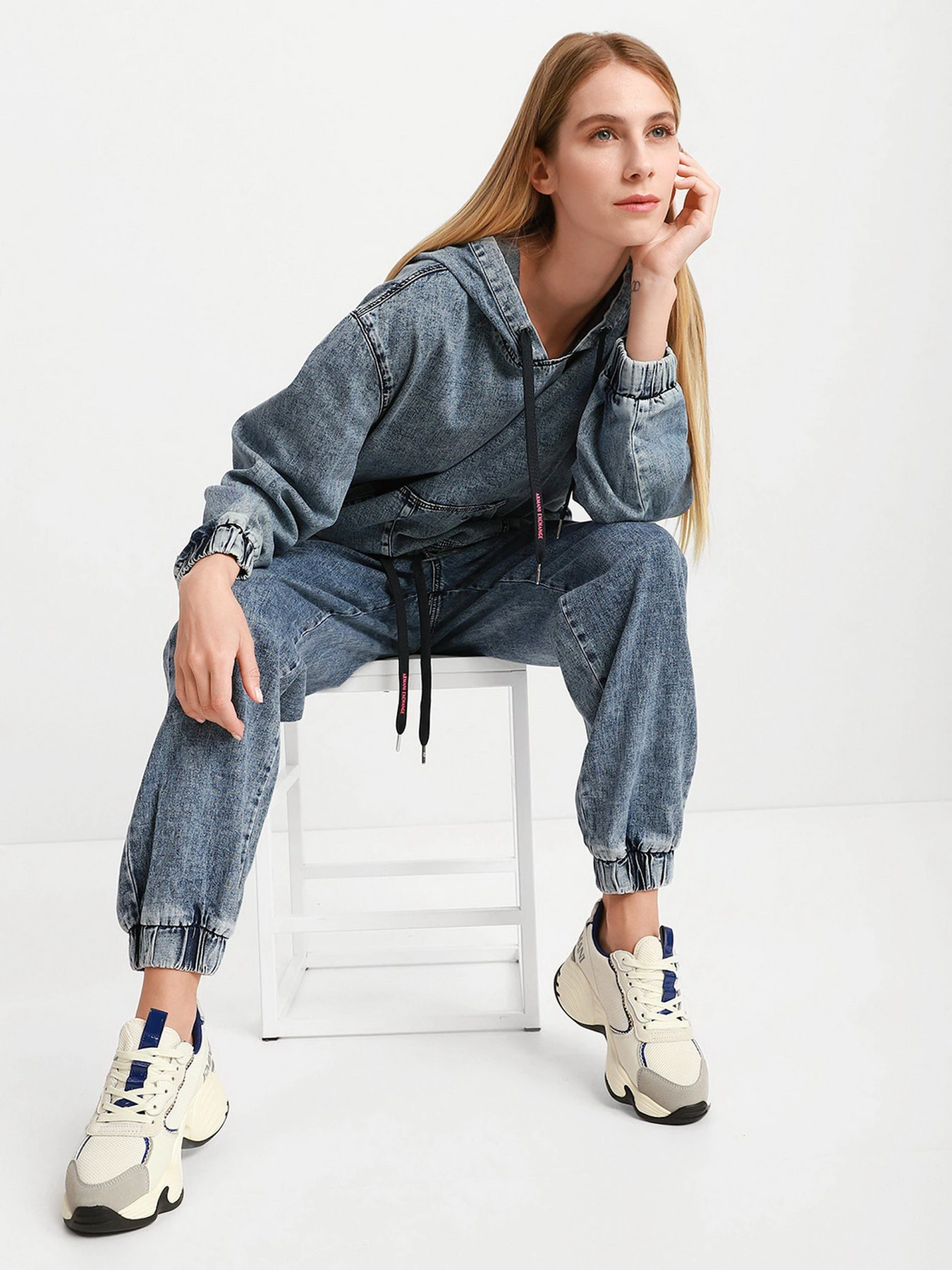Куртки и дубленки Armani Exchange модель 6KYH35-Y1EDZ-1500 Куртки и дубленки Armani Exchange модель 6KYH35-Y1EDZ-1500 Фото