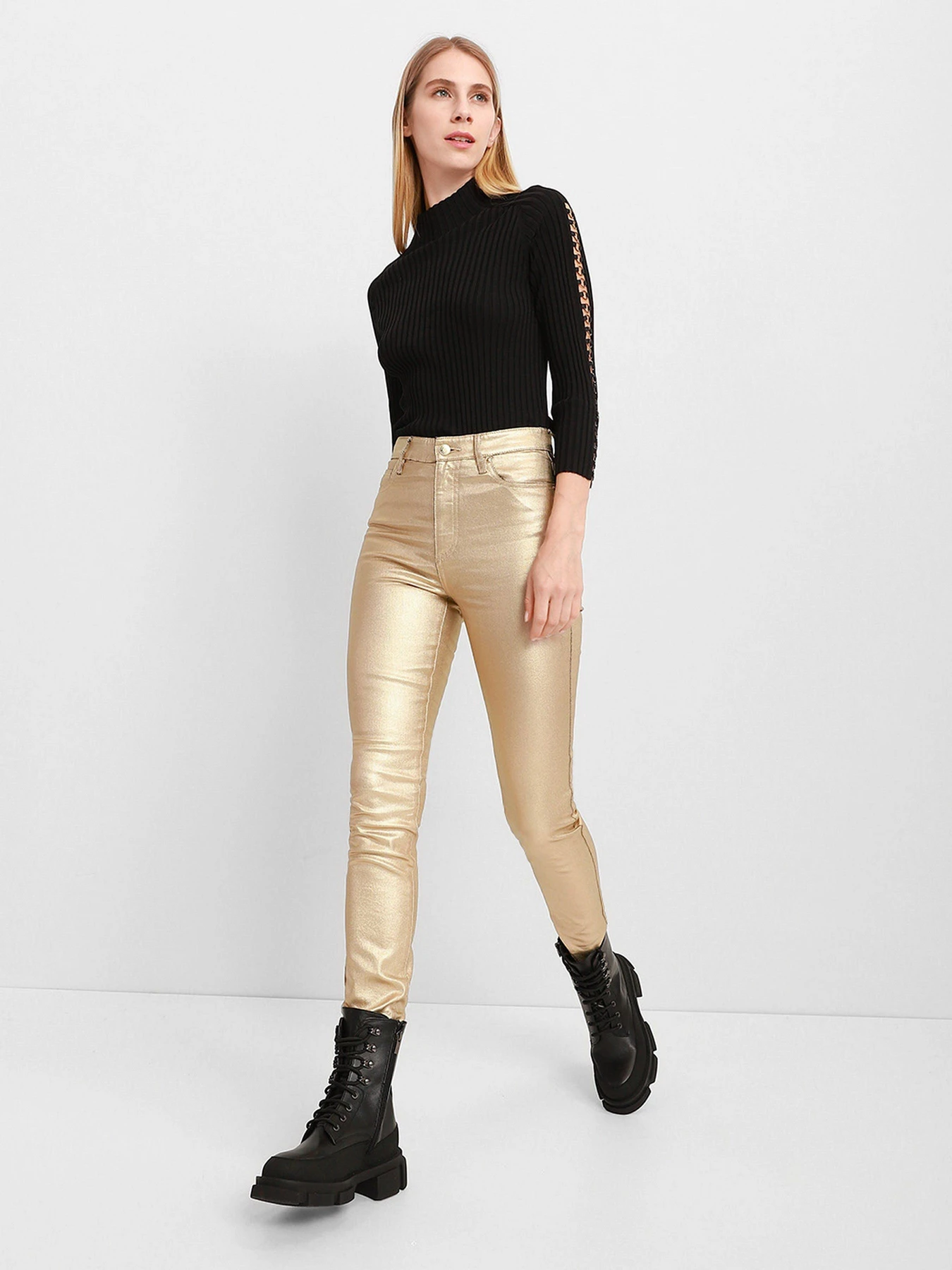 Джинсы Armani Exchange Skinny модель 6KYJ24-Y1KDZ-1672 Джинсы Armani Exchange Skinny модель 6KYJ24-Y1KDZ-1672 Фото