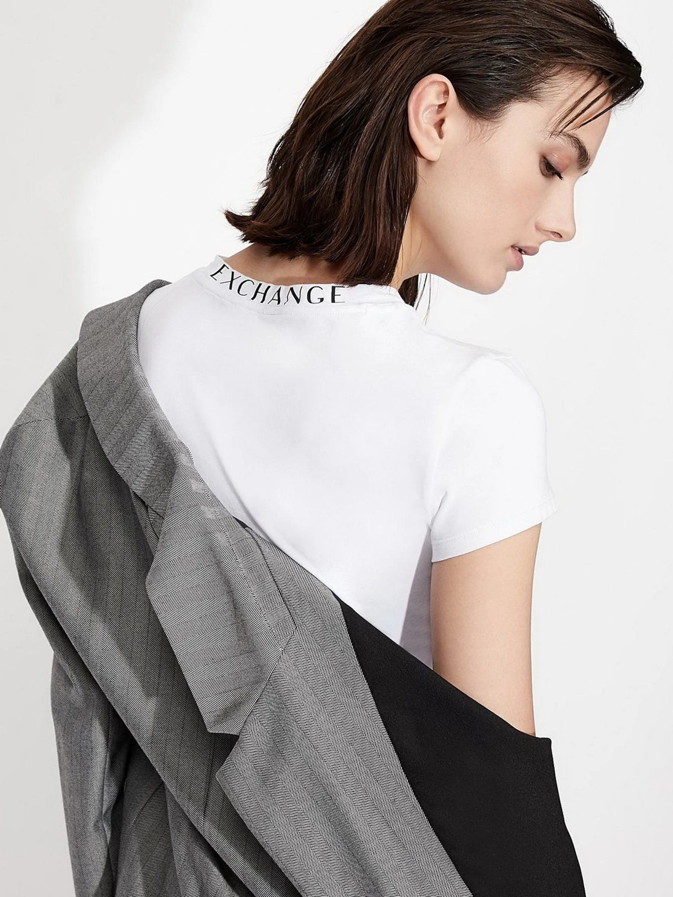 Футболки и поло Armani Exchange модель 6KYTGE-YJC7Z-1000 Фото