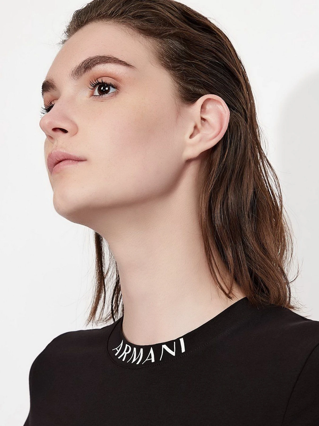 Футболки і поло Armani Exchange модель 6KYTGE-YJC7Z-1200 Футболки і поло Armani Exchange модель 6KYTGE-YJC7Z-1200 Фото