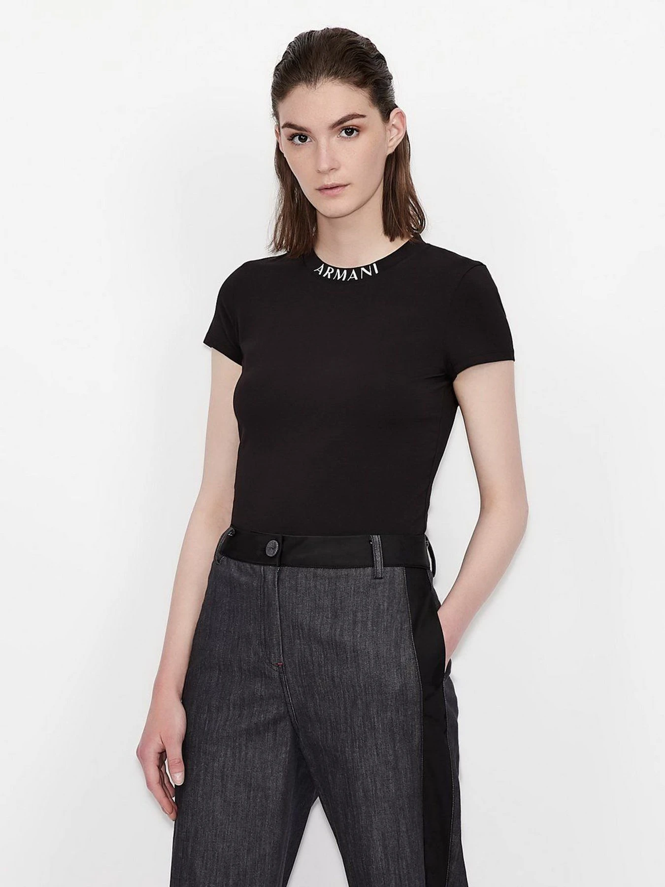 Футболки і поло Armani Exchange модель 6KYTGE-YJC7Z-1200 Футболки і поло Armani Exchange модель 6KYTGE-YJC7Z-1200 Фото