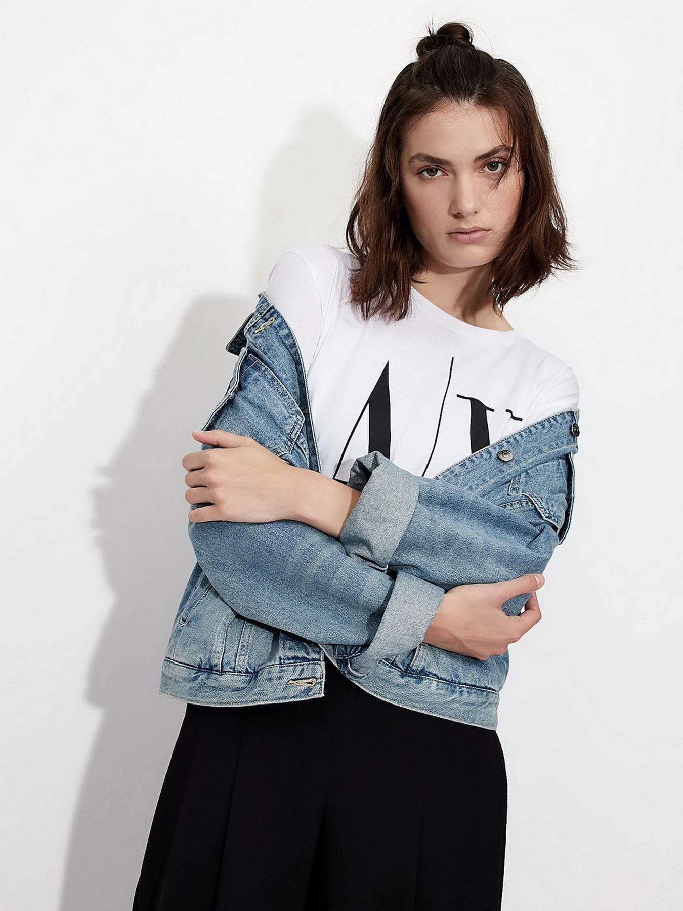 Куртки и дубленки Armani Exchange модель 8NYB30-Y2AAZ-150A Куртки и дубленки Armani Exchange модель 8NYB30-Y2AAZ-150A Фото