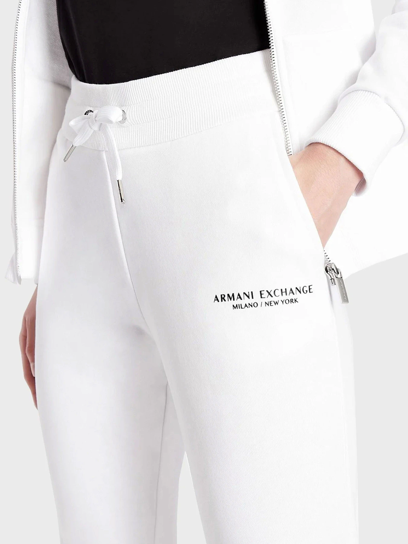 Брюки Armani Exchange модель 8NYPBA-YJE5Z-1100 Брюки Armani Exchange модель 8NYPBA-YJE5Z-1100 Фото