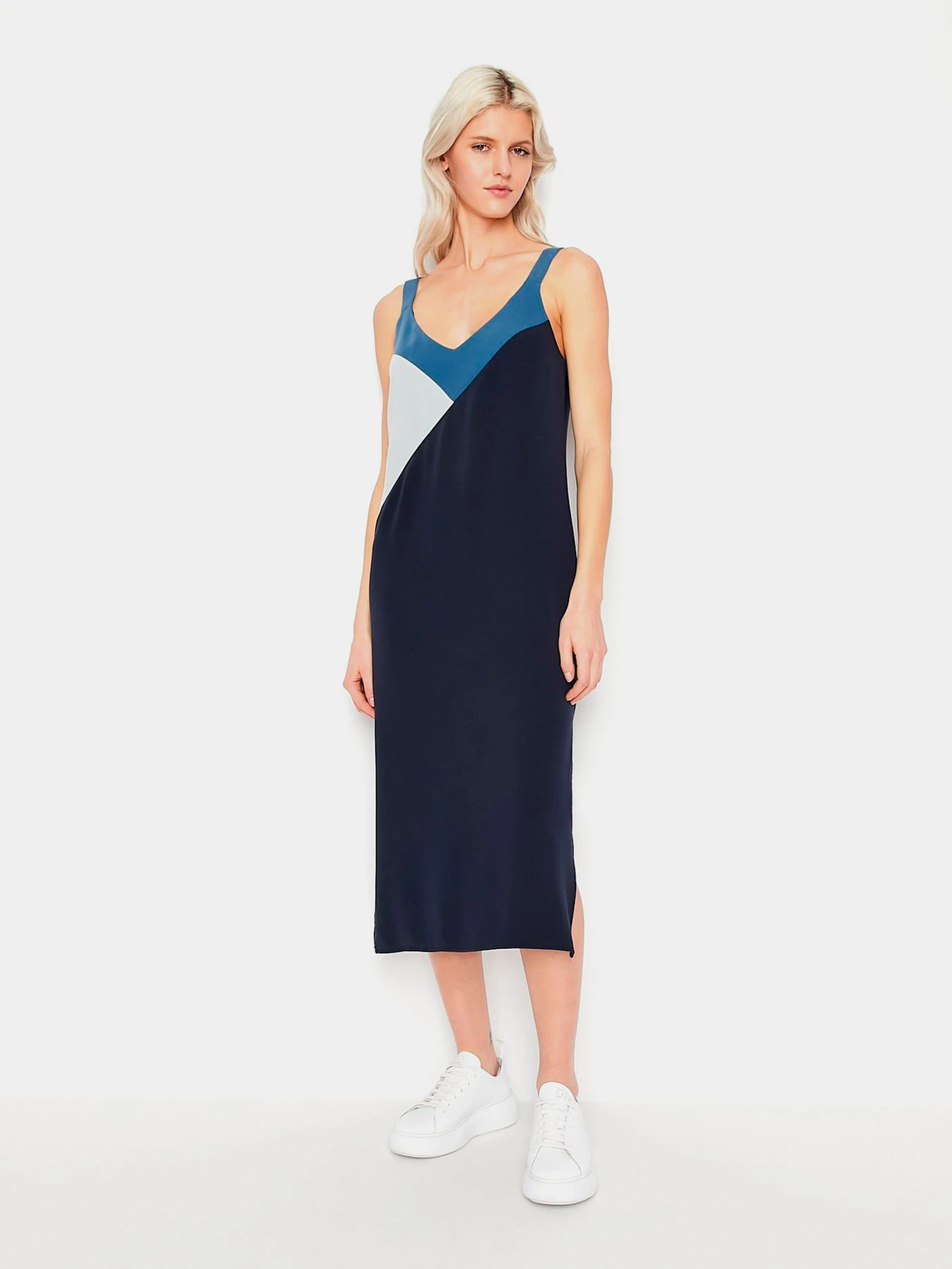 Платья Armani Exchange модель 3LYA10-YN3CZ-1593 Платья Armani Exchange модель 3LYA10-YN3CZ-1593 Фото