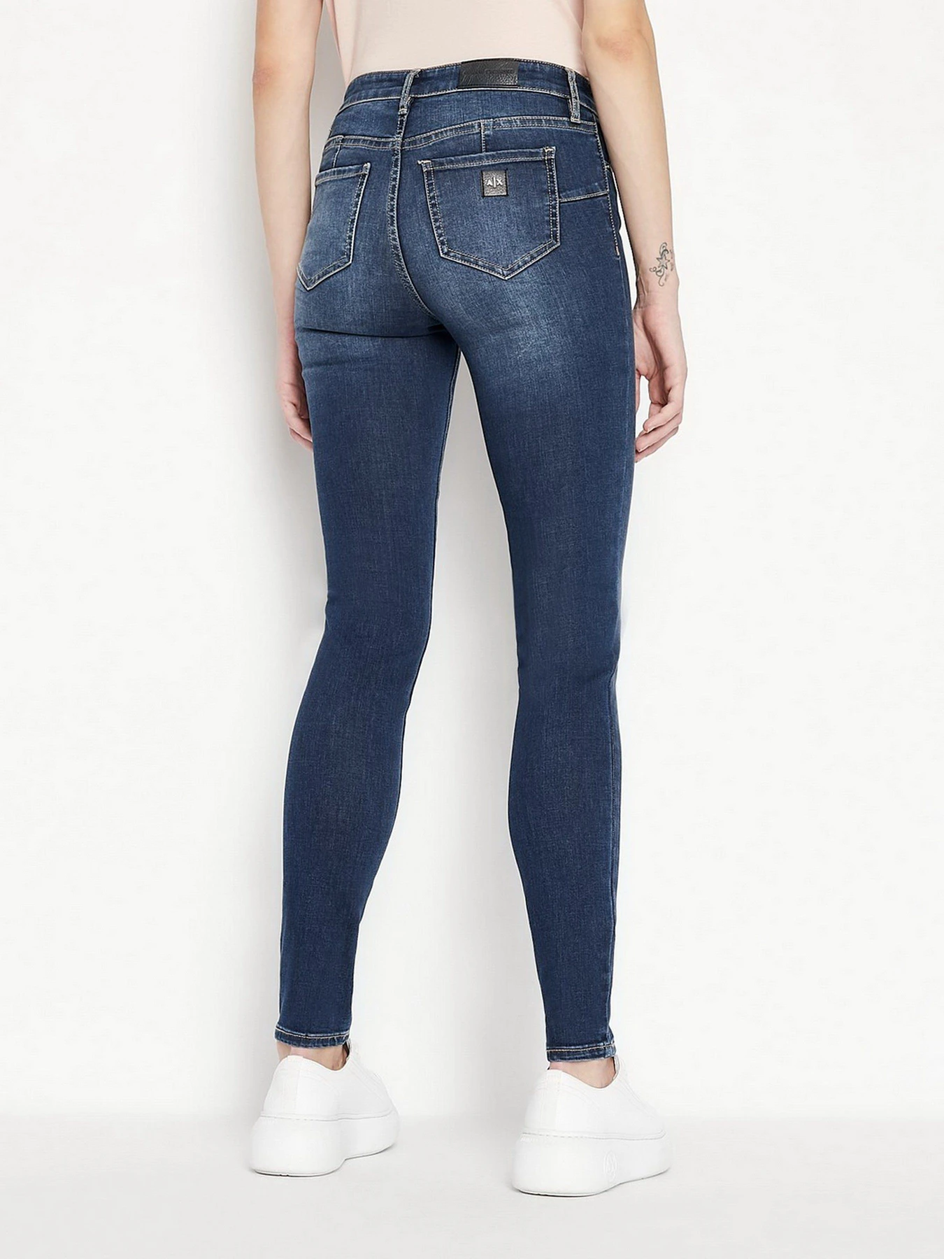 Джинсы Armani Exchange Super Skinny модель 3LYJ69-Y1SDZ-1500 Джинсы Armani Exchange Super Skinny модель 3LYJ69-Y1SDZ-1500 Фото