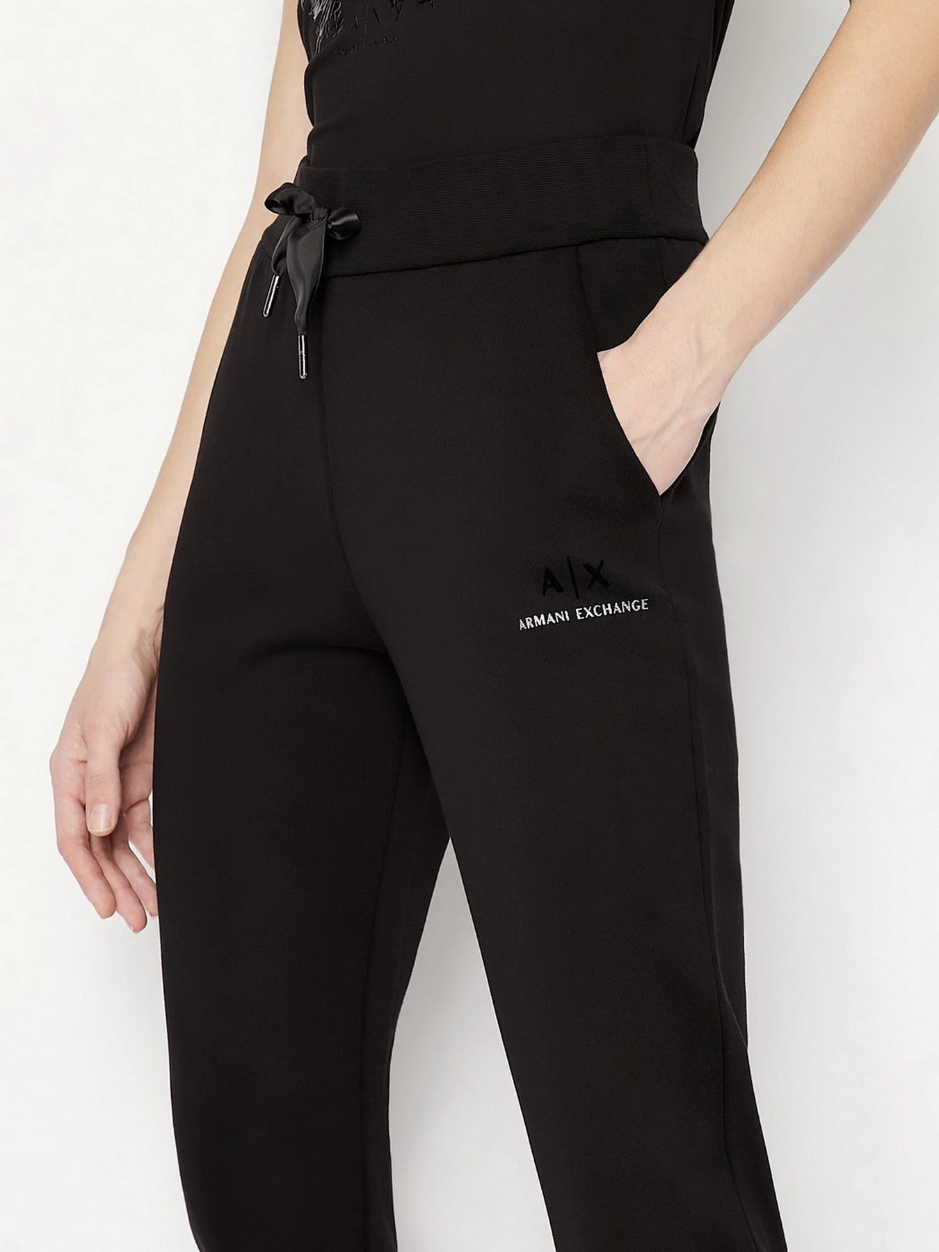 Брюки Armani Exchange модель 3LYP70-YJ68Z-1200 Брюки Armani Exchange модель 3LYP70-YJ68Z-1200 Фото
