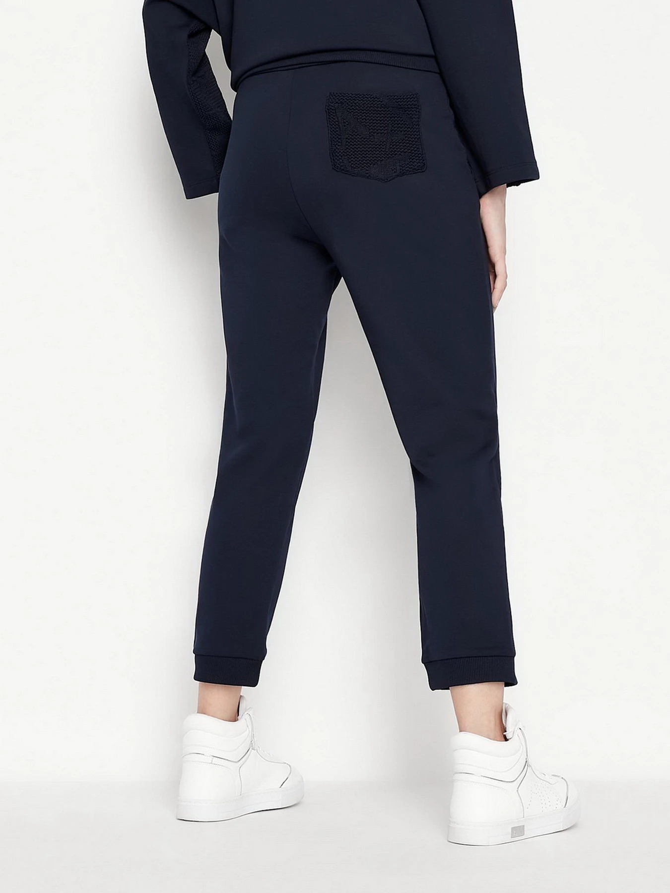 Брюки Armani Exchange модель 3LYP88-YJ3NZ-1593 Брюки Armani Exchange модель 3LYP88-YJ3NZ-1593 Фото