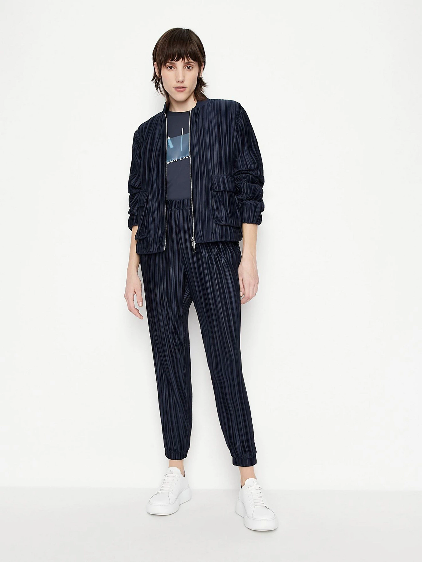 Футболки і поло Armani Exchange модель 3LYTKA-YJ5UZ-1593 Футболки і поло Armani Exchange модель 3LYTKA-YJ5UZ-1593 Фото