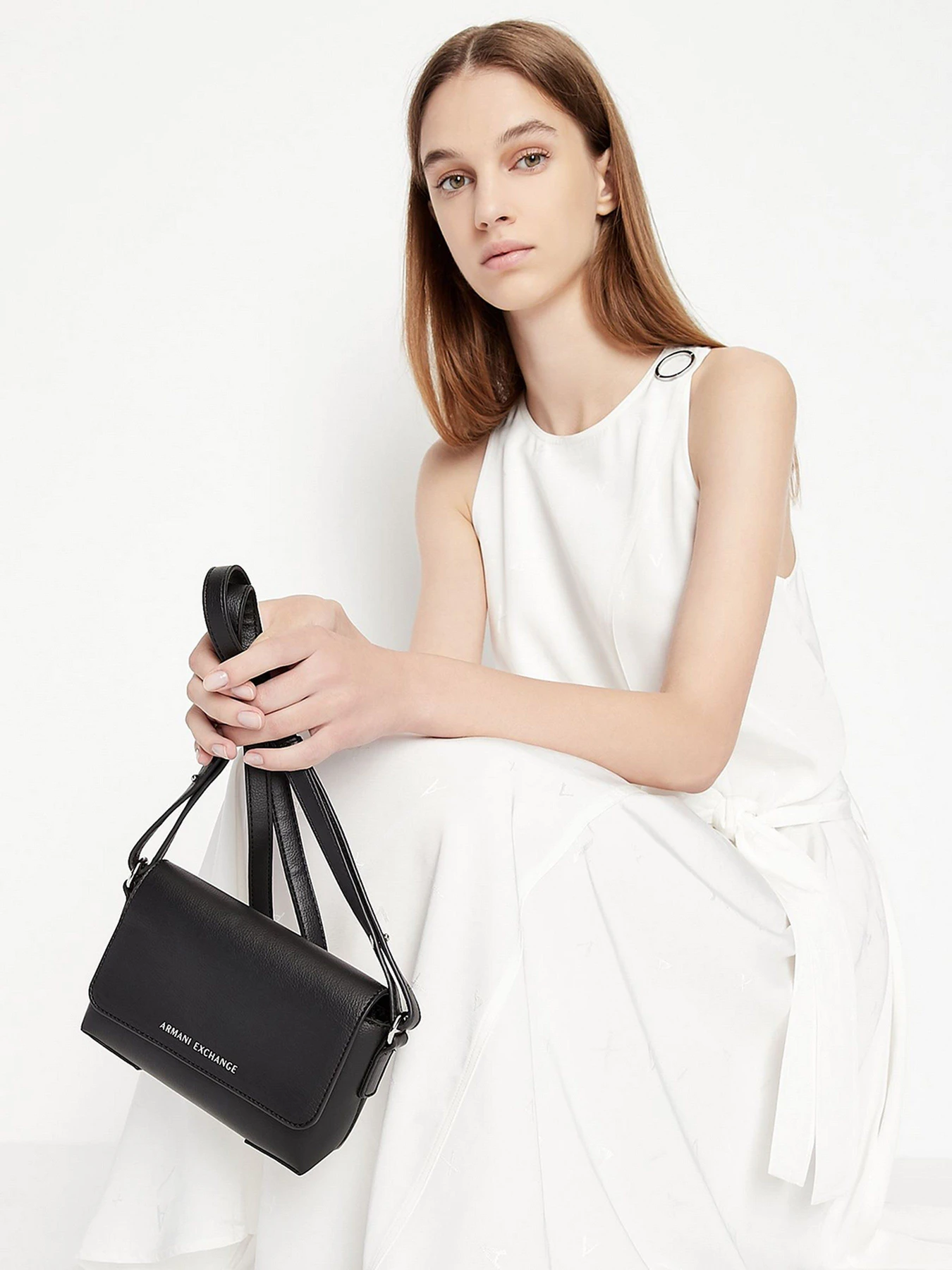 Платья Armani Exchange модель 3LYA39-YNWMZ-1100 Фото