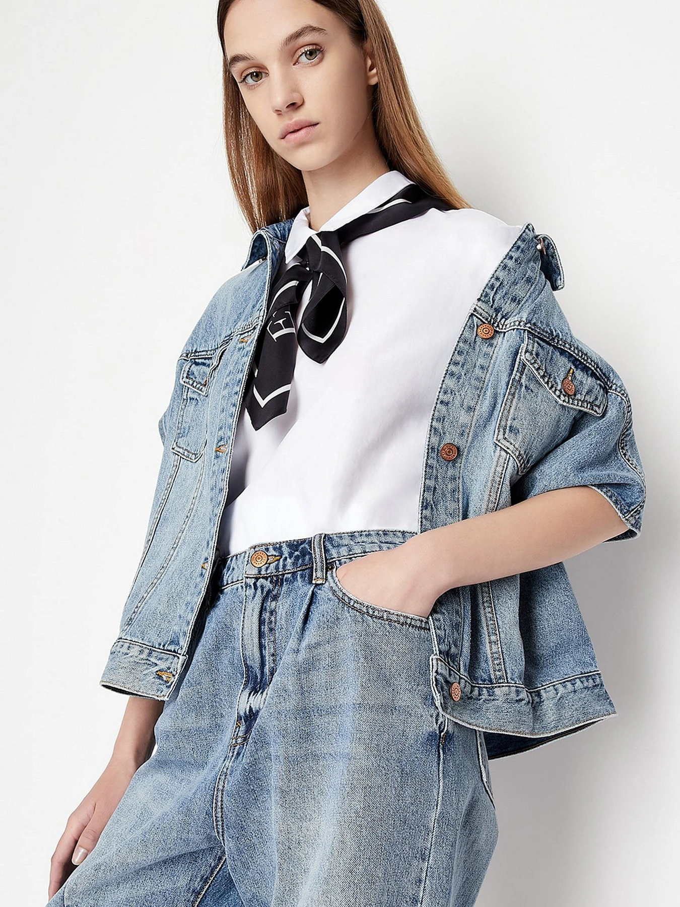 Рубашки Armani Exchange модель 3LYH14-YNWQZ-1000 Рубашки Armani Exchange модель 3LYH14-YNWQZ-1000 Фото