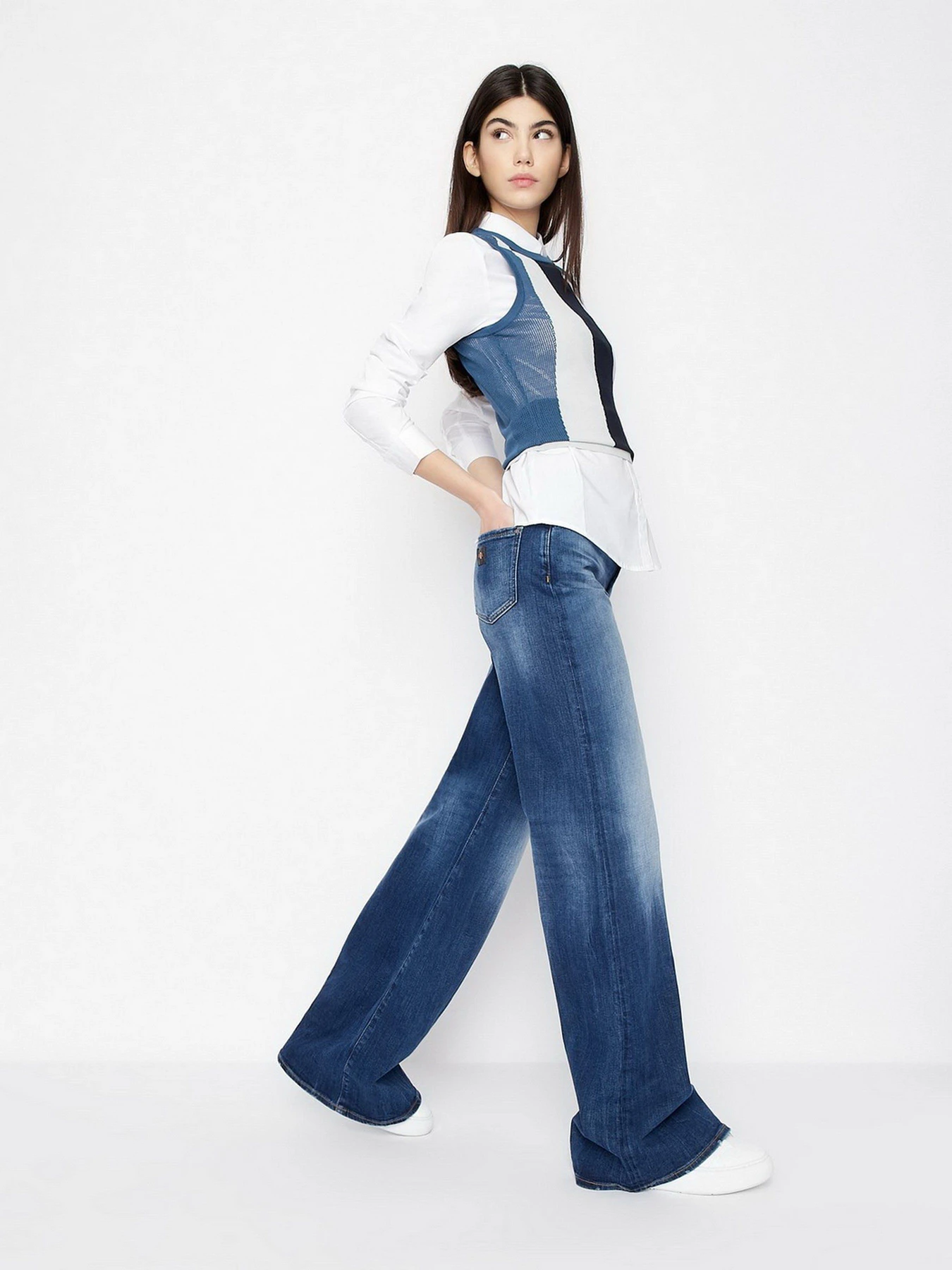 Джинсы Armani Exchange J47 модель 3LYJ47-Y1VQZ-1500 Джинсы Armani Exchange J47 модель 3LYJ47-Y1VQZ-1500 Фото
