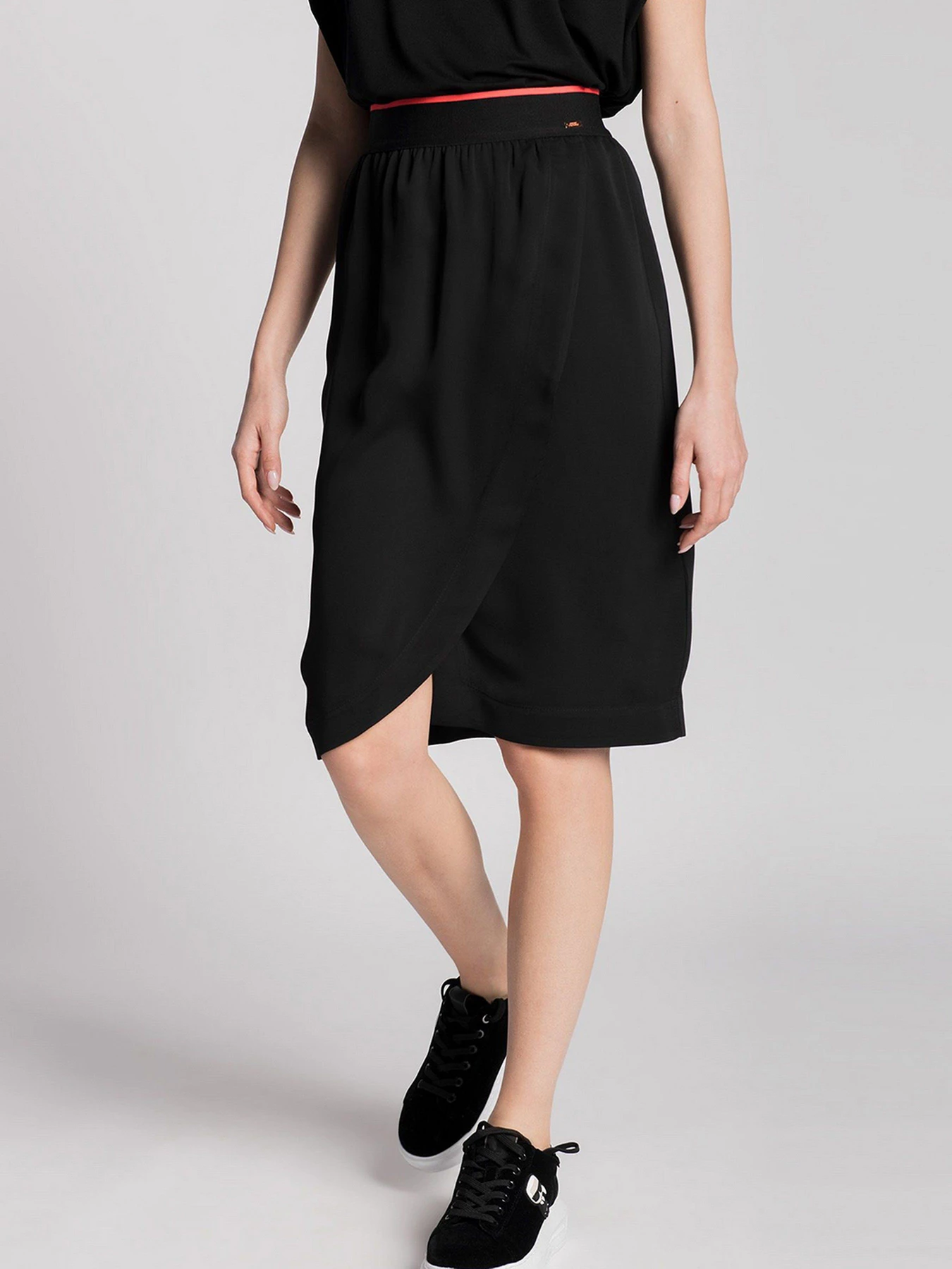 Юбки Armani Exchange модель 3LYN40-YNWLZ-1200 Фото