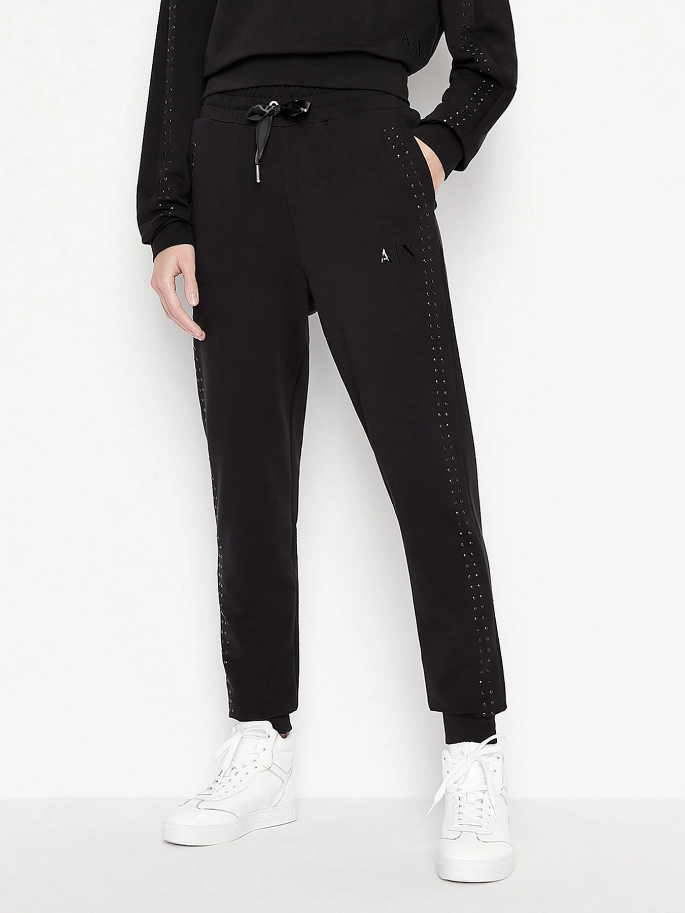Брюки Armani Exchange модель 3LYP84-YJ8UZ-1200 Брюки Armani Exchange модель 3LYP84-YJ8UZ-1200 Фото