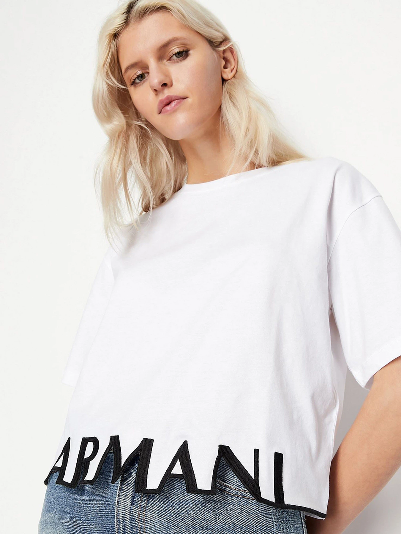 Футболки і поло Armani Exchange модель 3LYTKR-YJ8QZ-1000 Футболки і поло Armani Exchange модель 3LYTKR-YJ8QZ-1000 Фото