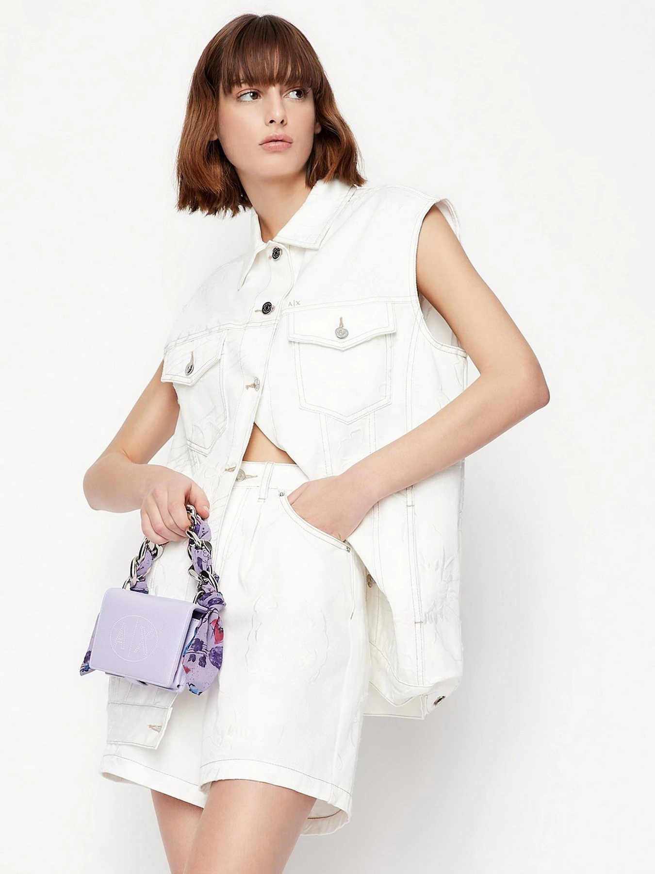 Шорты Armani Exchange модель 3LYJ73-Y1EKZ-01DM Шорты Armani Exchange модель 3LYJ73-Y1EKZ-01DM Фото