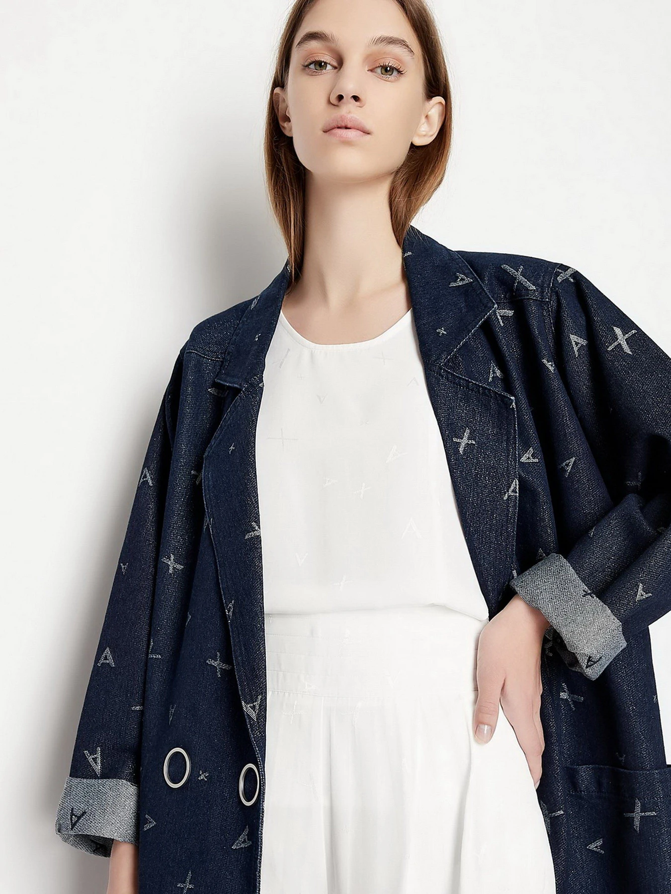 Пальто и плащи Armani Exchange модель 3LYK23-Y1SMZ-1500 Пальто и плащи Armani Exchange модель 3LYK23-Y1SMZ-1500 Фото