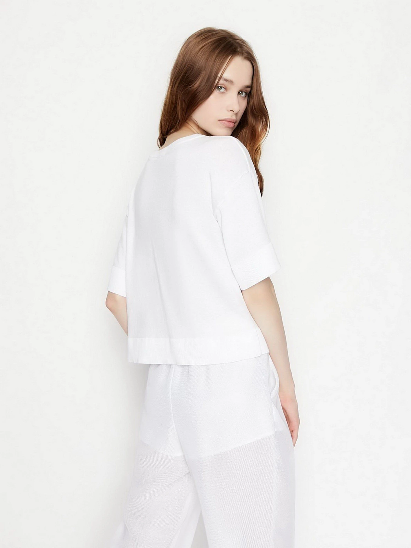 Футболки и поло Armani Exchange модель 3LYM2B-YMQ2Z-1100 Фото