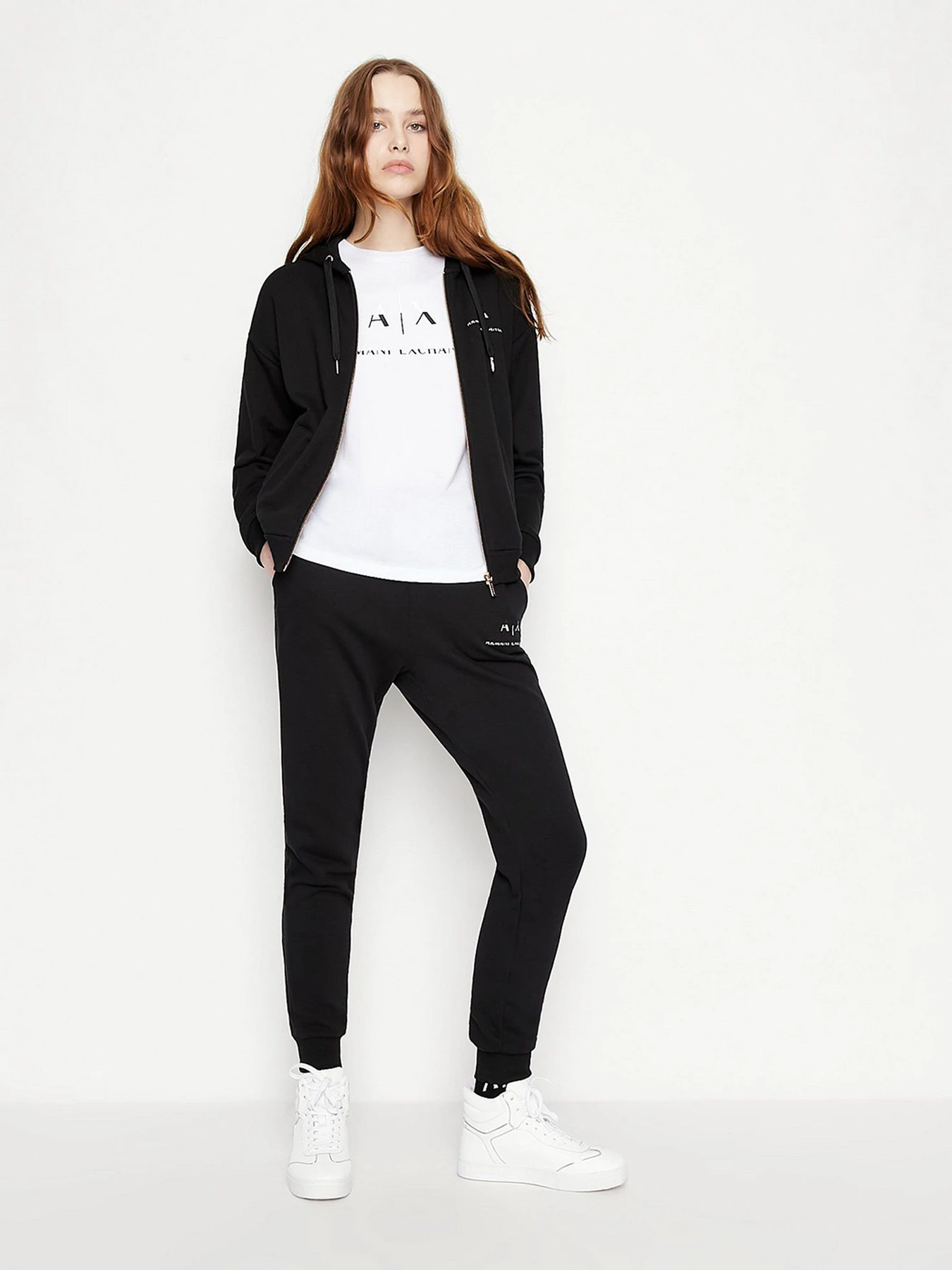 Худи и свитшоты Armani Exchange модель 3LYM93-YJE5Z-1200 Худи и свитшоты Armani Exchange модель 3LYM93-YJE5Z-1200 Фото