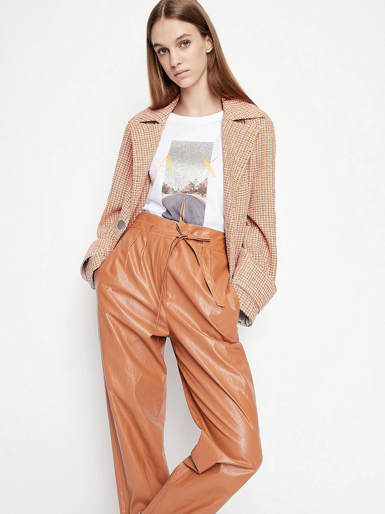 Футболки и поло Armani Exchange модель 3LYTAM-YJ3RZ-1000 Футболки и поло Armani Exchange модель 3LYTAM-YJ3RZ-1000 Фото
