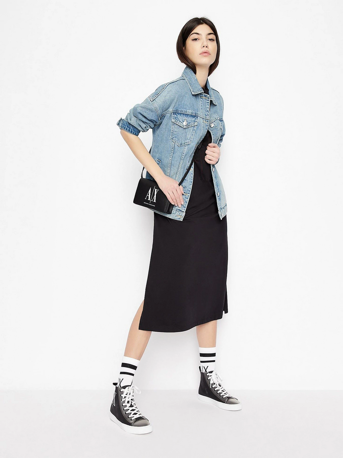 Платья Armani Exchange модель 8NYAHX-YJ8XZ-1200 Платья Armani Exchange модель 8NYAHX-YJ8XZ-1200 Фото