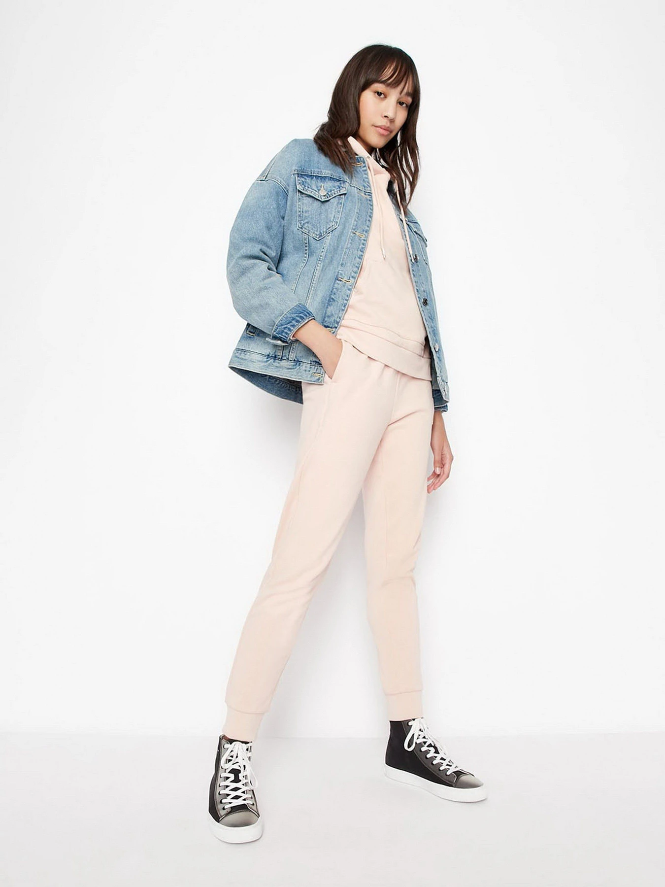 Брюки Armani Exchange модель 8NYPFX-YJ68Z-14AA Брюки Armani Exchange модель 8NYPFX-YJ68Z-14AA Фото