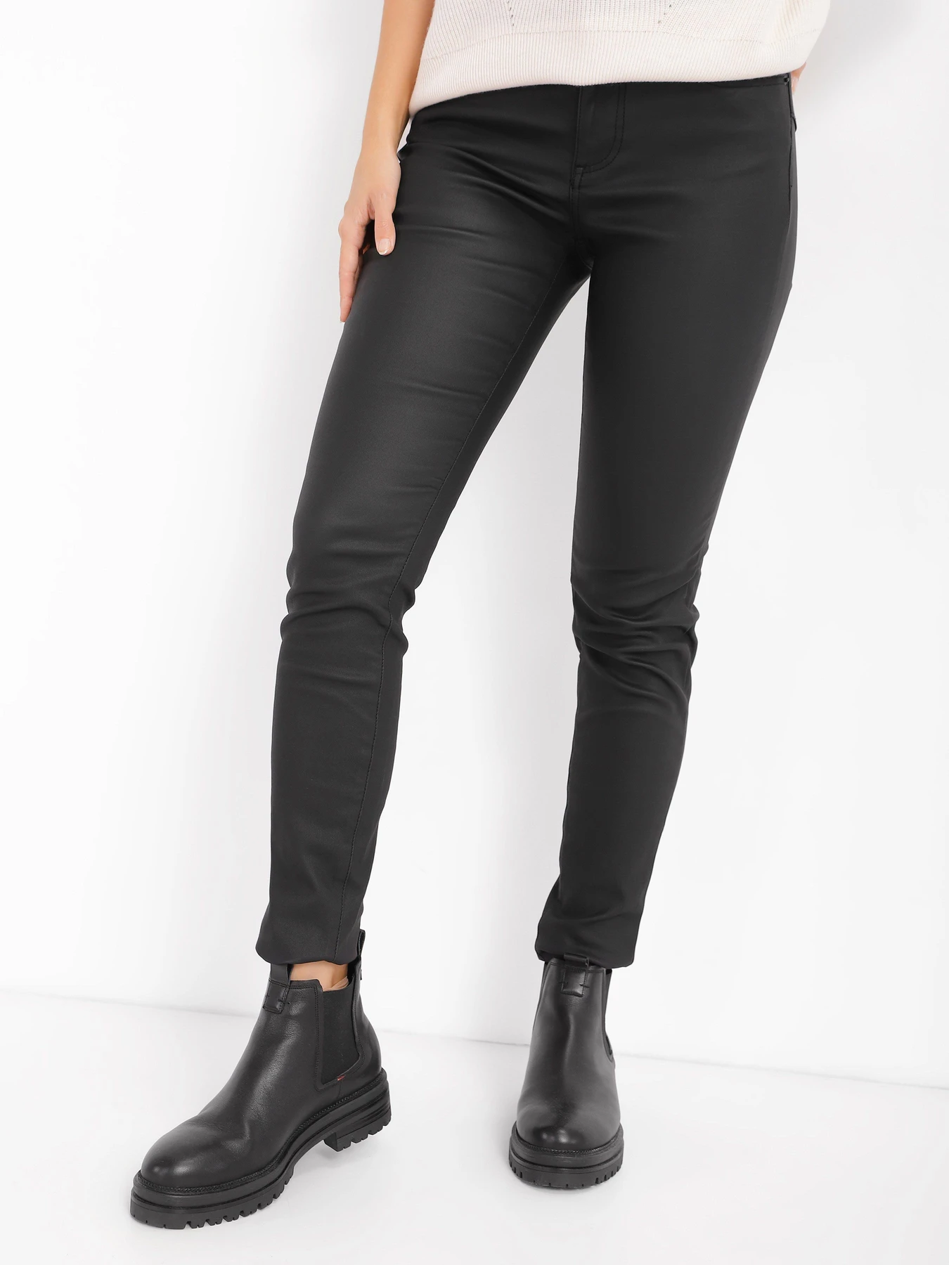Джинсы Armani Exchange J69 модель 6LYJ69-Y1HCZ-0204 Фото