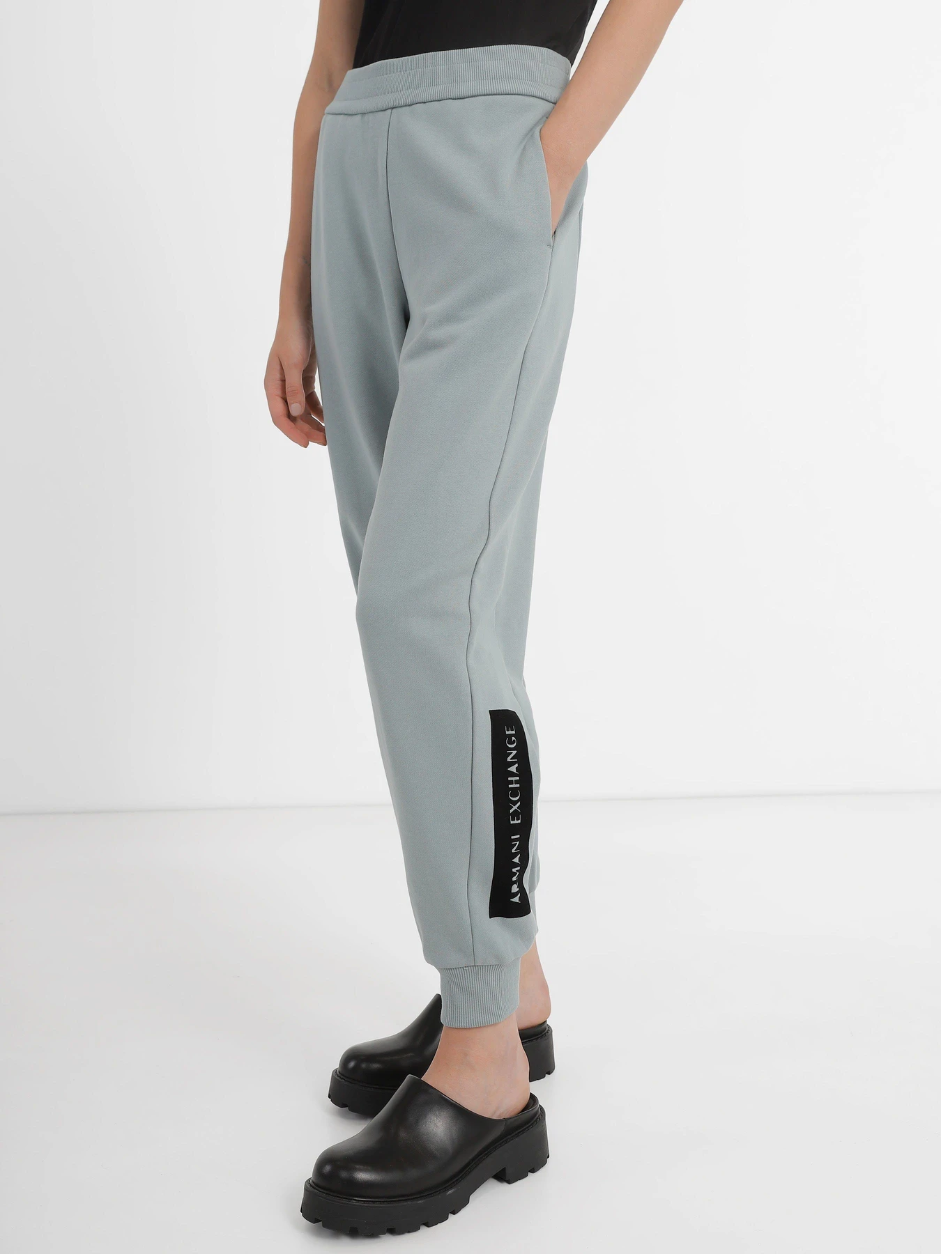 Брюки Armani Exchange модель 6LYP78-YJE5Z-1872 Брюки Armani Exchange модель 6LYP78-YJE5Z-1872 Фото