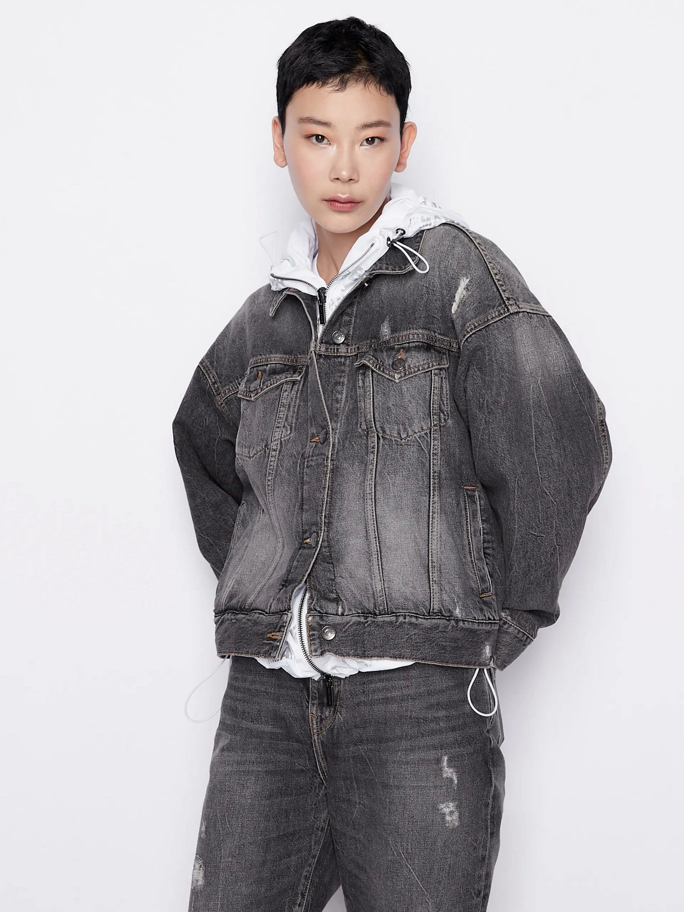 Куртки и дубленки Armani Exchange модель 3RYB68-Y1NBZ-0903 Куртки и дубленки Armani Exchange модель 3RYB68-Y1NBZ-0903 Фото