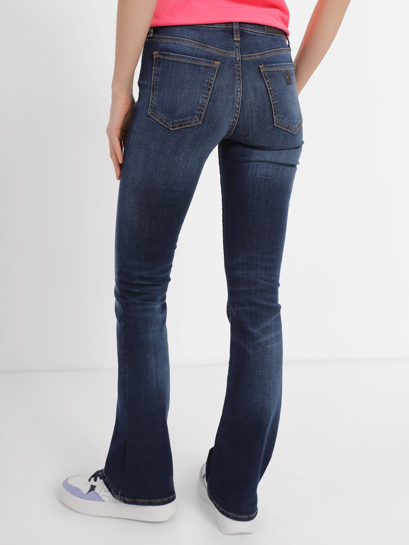 Джинси Armani Exchange J65 модель 3RYJ65-Y4NYZ-1500 Джинси Armani Exchange J65 модель 3RYJ65-Y4NYZ-1500 Фото