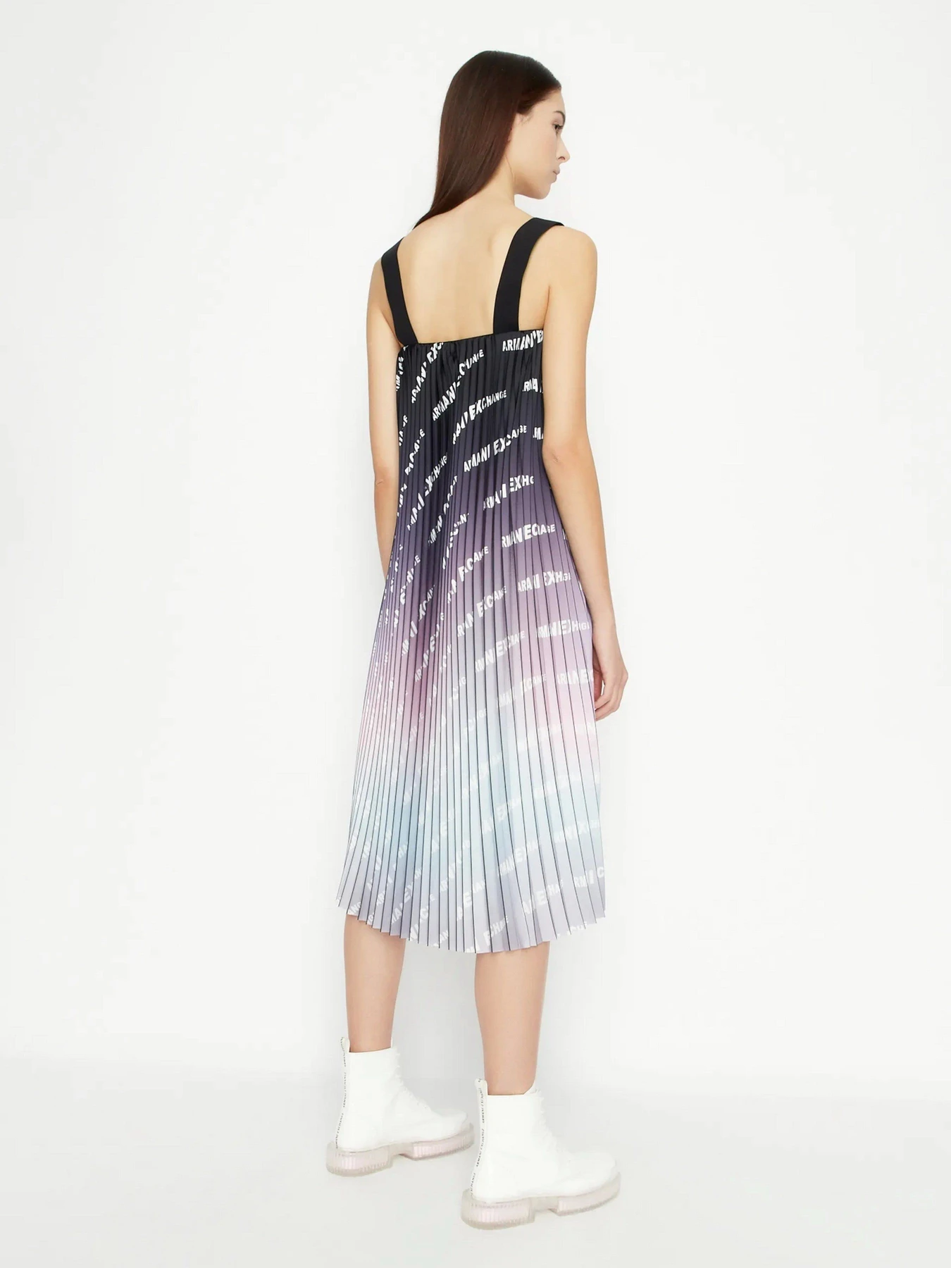 Платья Armani Exchange модель 3RYA19-YNJ5Z-22BM Платья Armani Exchange модель 3RYA19-YNJ5Z-22BM Фото