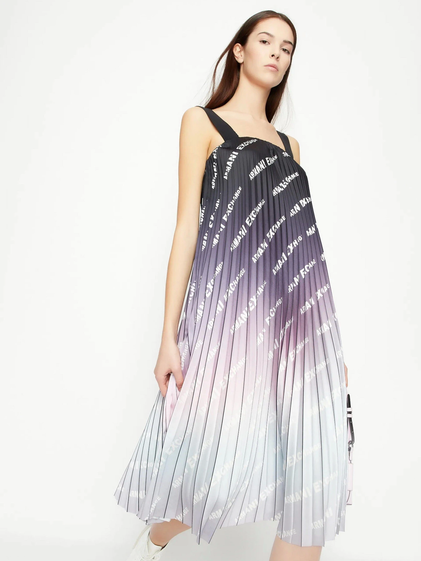 Платья Armani Exchange модель 3RYA19-YNJ5Z-22BM Платья Armani Exchange модель 3RYA19-YNJ5Z-22BM Фото