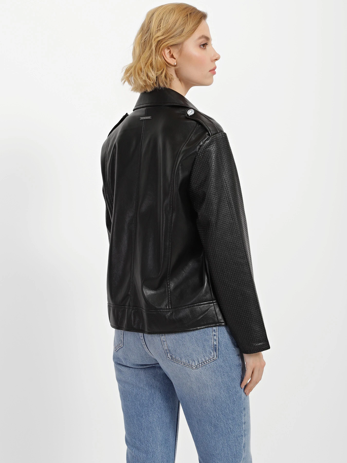 Куртки та дублянки Armani Exchange модель 3RYB14-YN3GZ-1200 Куртки та дублянки Armani Exchange модель 3RYB14-YN3GZ-1200 Фото