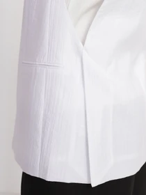 Пиджаки Armani Exchange модель 3RYQ32-YN3KZ-1000 Фото