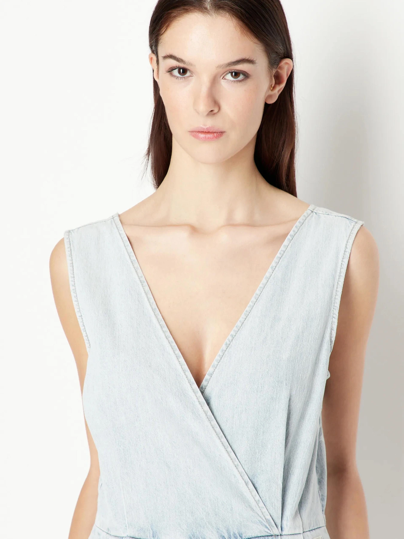 Комбінезони Armani Exchange модель 3RYA62-Y1NZZ-1500 Комбінезони Armani Exchange модель 3RYA62-Y1NZZ-1500 Фото