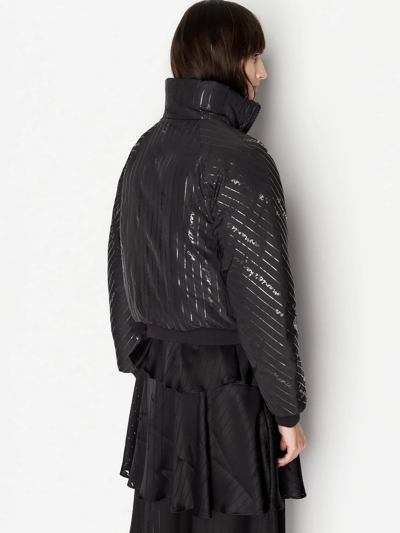 Куртки та дублянки Armani Exchange модель 6RYB06-YN1MZ-02EL Куртки та дублянки Armani Exchange модель 6RYB06-YN1MZ-02EL Фото