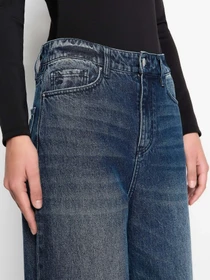 Джинсы Armani Exchange Sustainability Values J81 модель 6RYJ81-Y11EZ-1500 Фото
