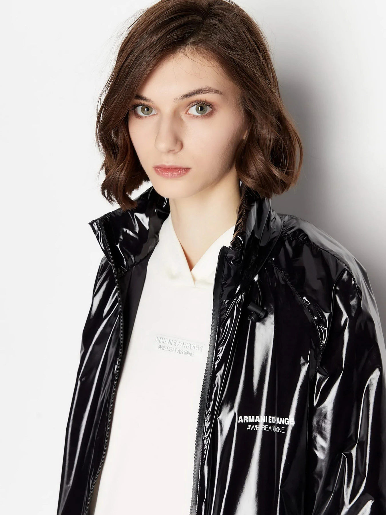 Худи и свитшоты Armani Exchange модель 6RYM62-YJEBZ-1130 Худи и свитшоты Armani Exchange модель 6RYM62-YJEBZ-1130 Фото