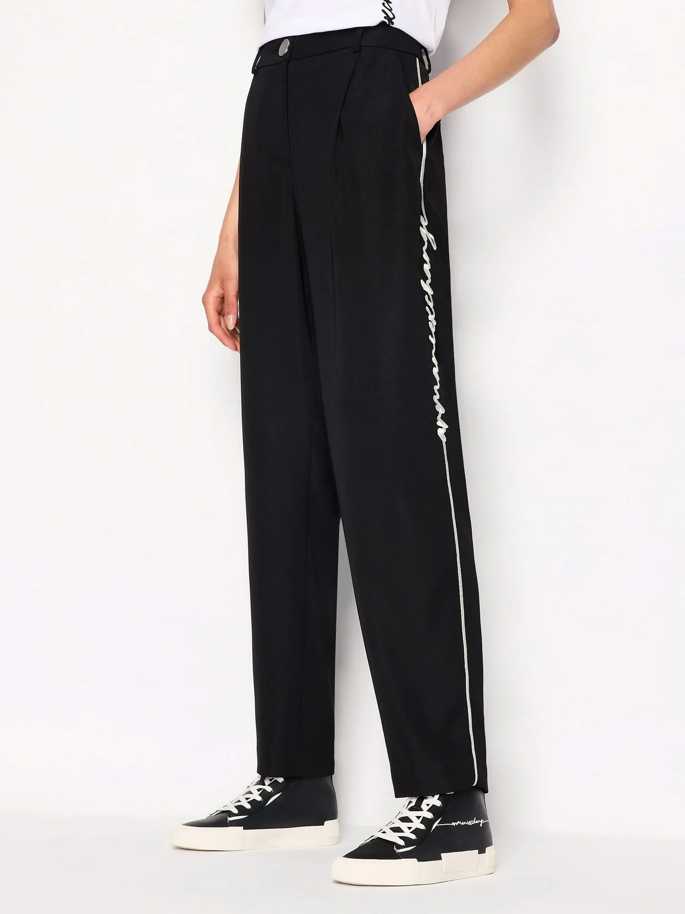 Брюки Armani Exchange модель 6RYP05-YN4LZ-1200 Фото