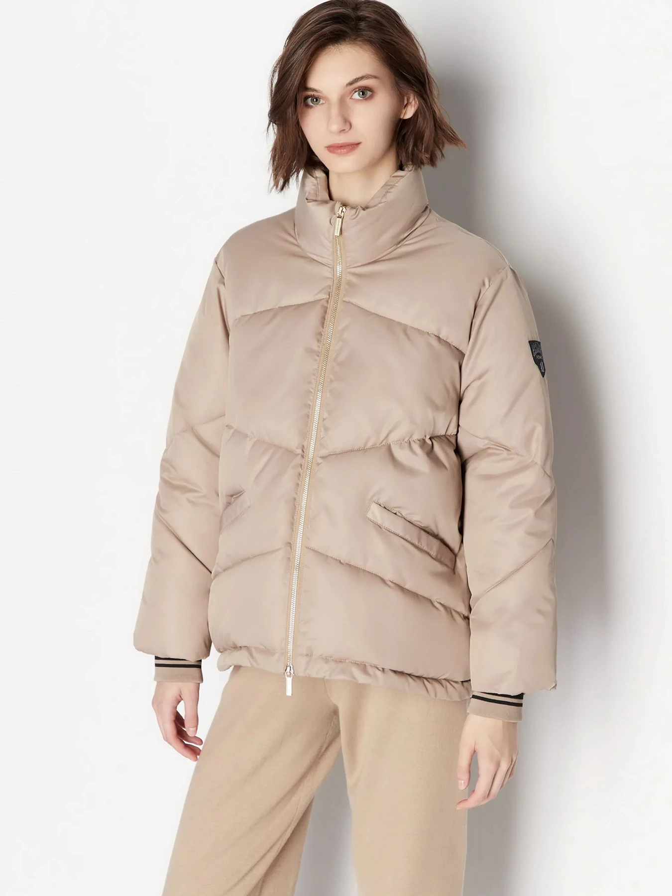 Куртки та дублянки Armani Exchange Campus модель 6RYB09-YN2MZ-0748 Куртки та дублянки Armani Exchange Campus модель 6RYB09-YN2MZ-0748 Фото