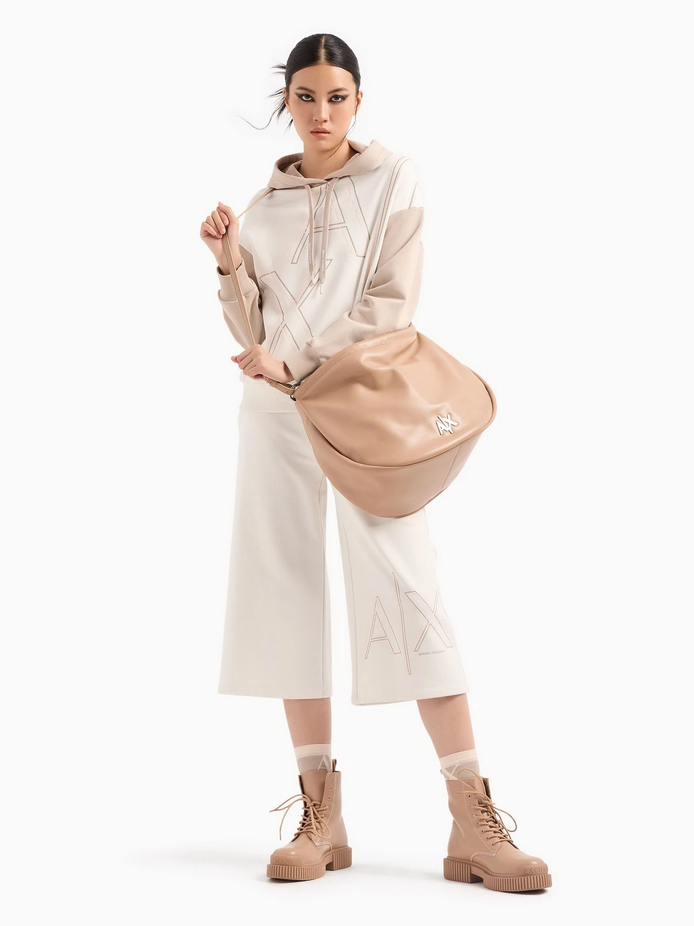 Худі та світшоти Armani Exchange модель 3DYM09-YJEBZ-21CT Худі та світшоти Armani Exchange модель 3DYM09-YJEBZ-21CT Фото