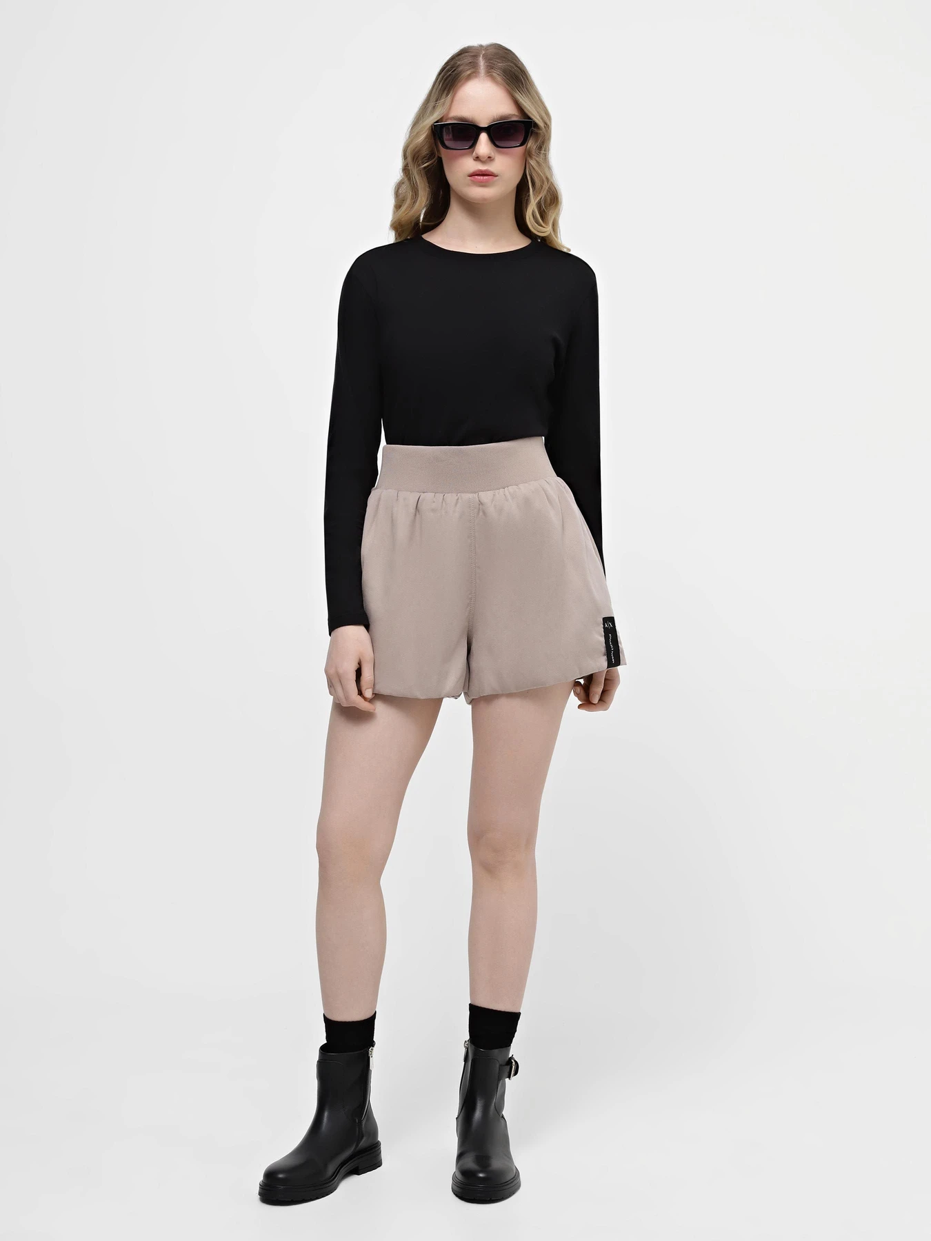 Шорты Armani Exchange модель 3DYS07-YNYEZ-1786 Шорты Armani Exchange модель 3DYS07-YNYEZ-1786 Фото