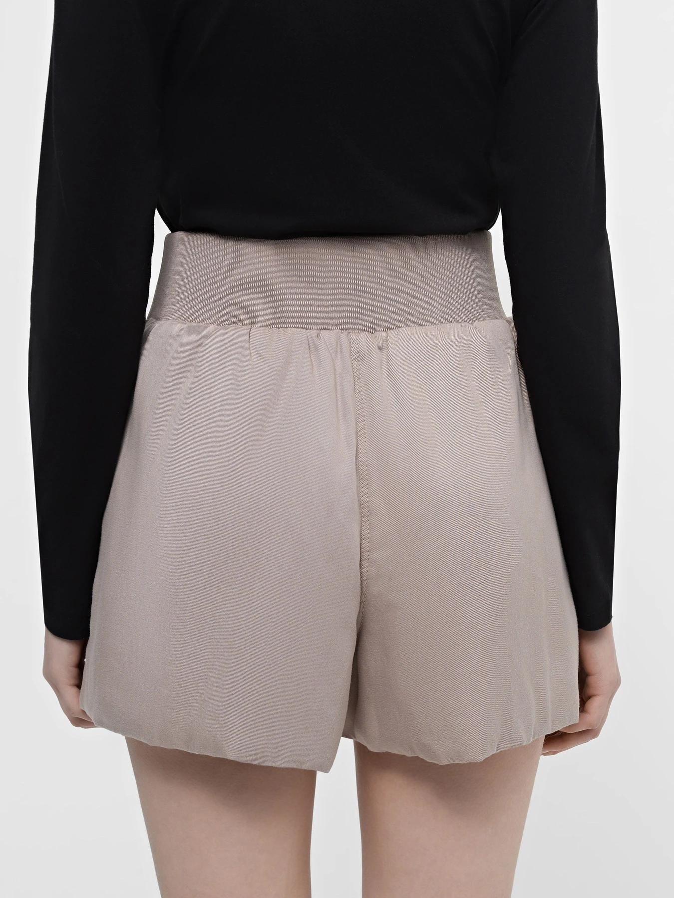 Шорты Armani Exchange модель 3DYS07-YNYEZ-1786 Шорты Armani Exchange модель 3DYS07-YNYEZ-1786 Фото
