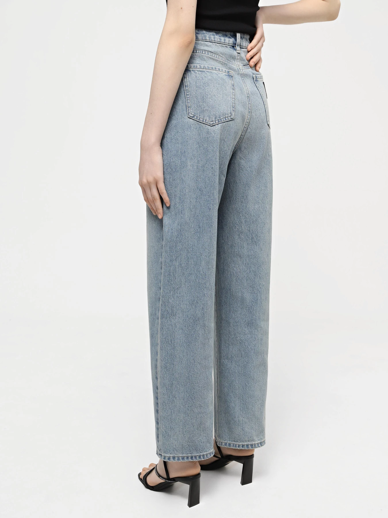 Джинси Armani Exchange J38 модель 8NYJ38-Y4AAZ-150A Фото