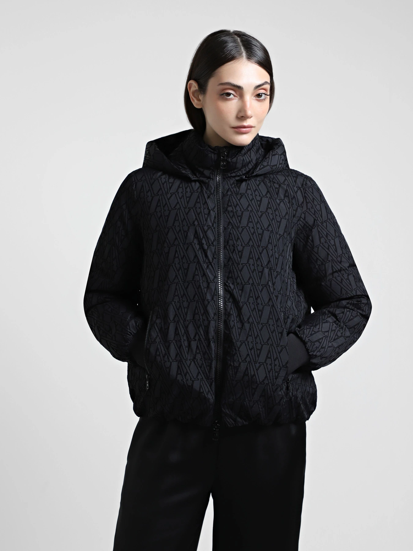 Куртки и дубленки Armani Exchange модель 6DYB07-YN2UZ-1200 Куртки и дубленки Armani Exchange модель 6DYB07-YN2UZ-1200 Фото