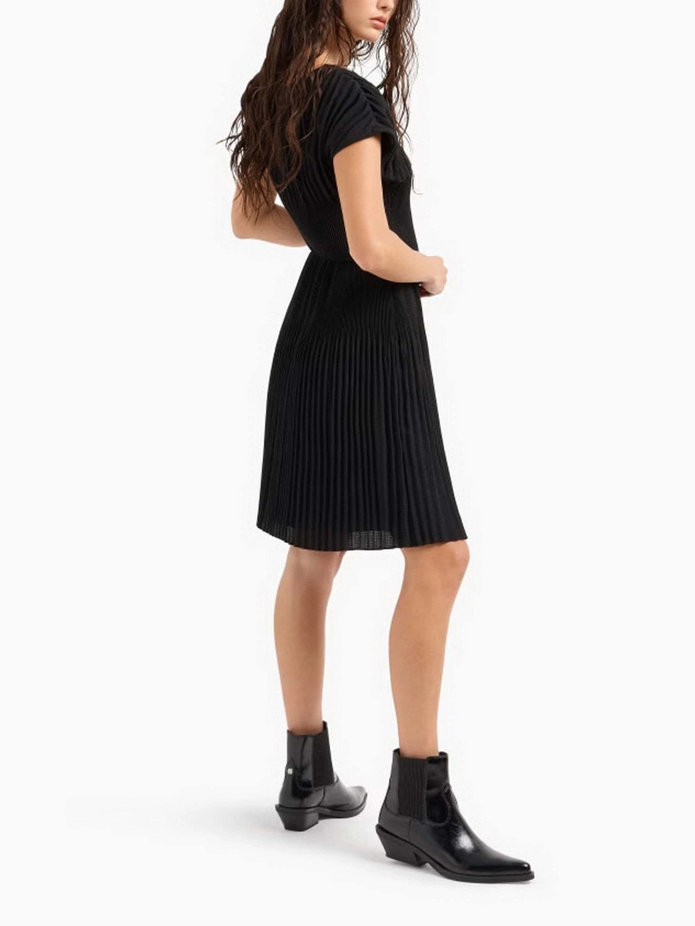 Платья Armani Exchange модель 6DYA20-YN3XZ-1200 Платья Armani Exchange модель 6DYA20-YN3XZ-1200 Фото
