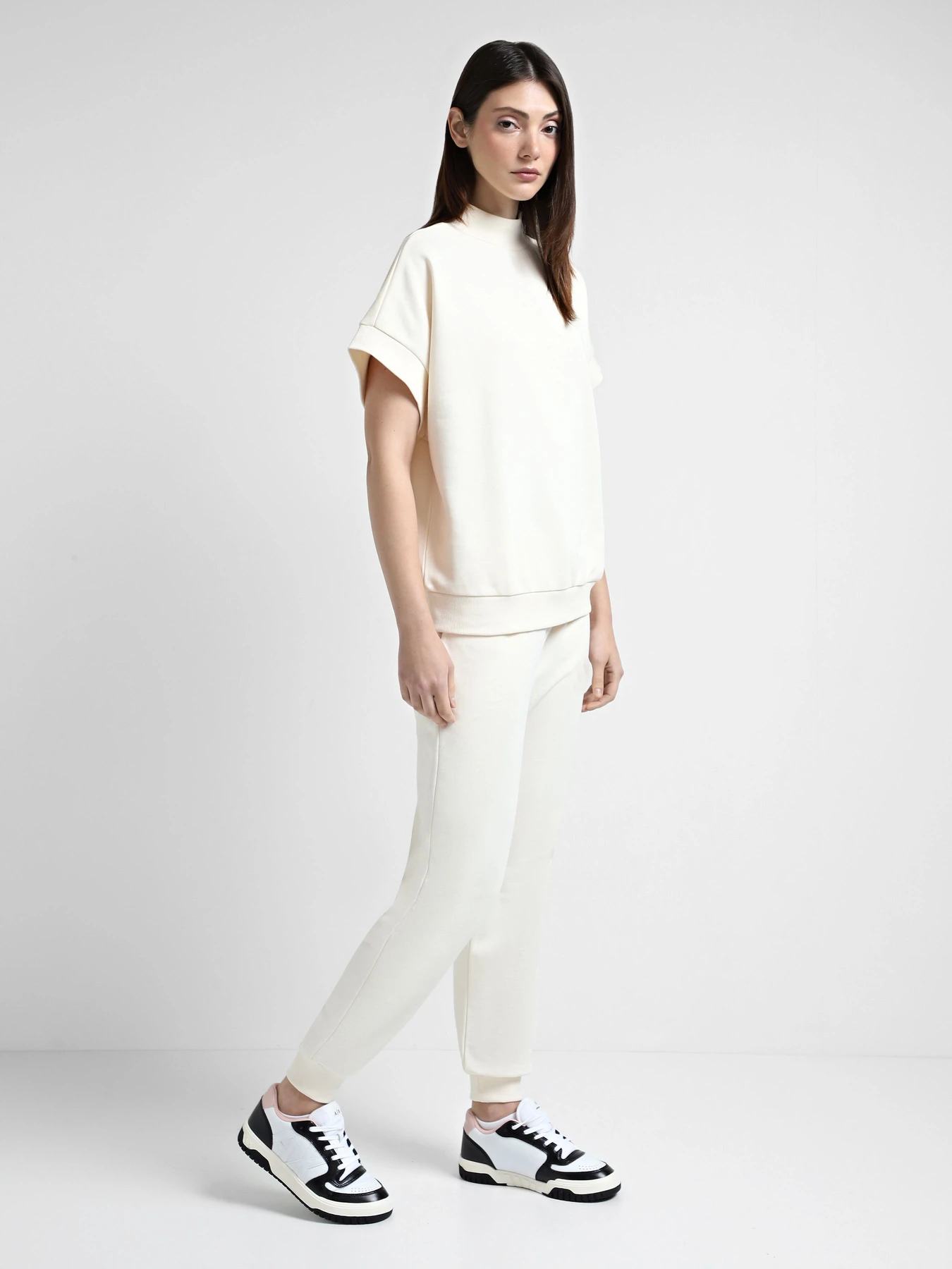 Светри та кардигани Armani Exchange модель 6DYM73-YJEEZ-1130 Светри та кардигани Armani Exchange модель 6DYM73-YJEEZ-1130 Фото