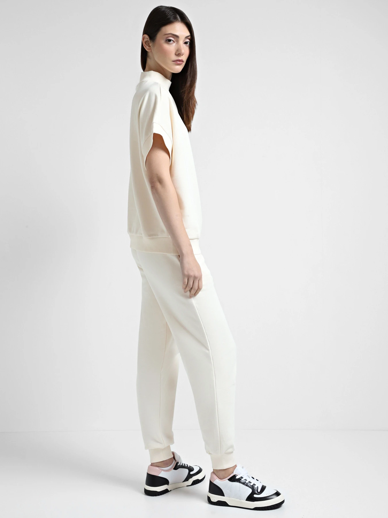 Штани Armani Exchange модель 6DYP70-YJEEZ-1130 Штани Armani Exchange модель 6DYP70-YJEEZ-1130 Фото
