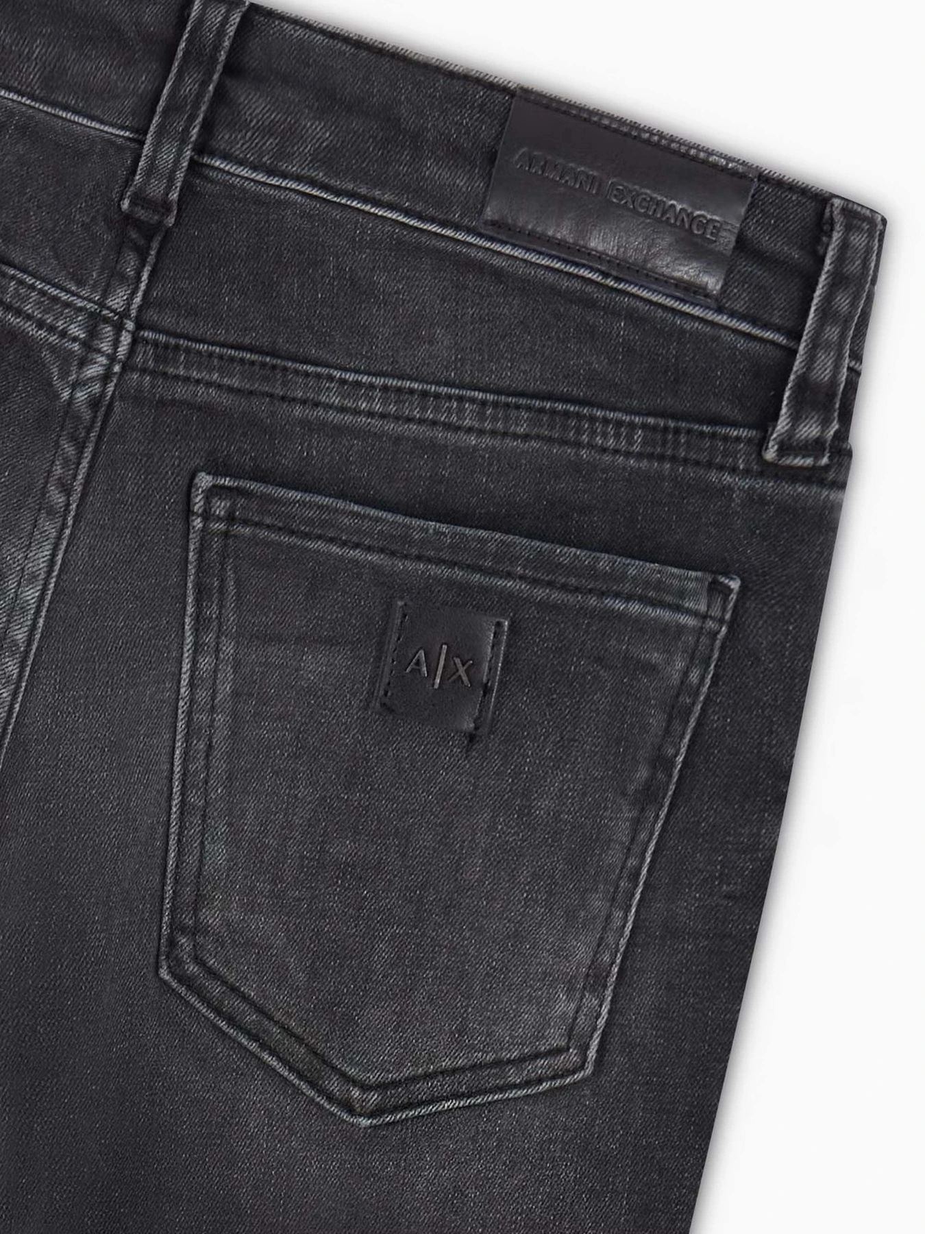 Джинсы Armani Exchange модель 6DYJ01-Y18HZ-0204 Джинсы Armani Exchange модель 6DYJ01-Y18HZ-0204 Фото